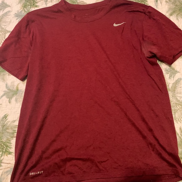 COPY - nike dry fit shirt - Picture 1 of 4